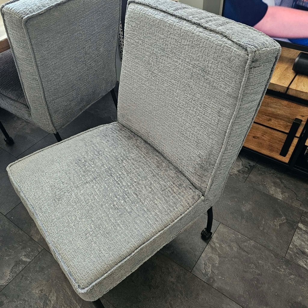 2 eetkamerstoelen blauw Zoeterwoude, Ophalen, Twee, Blauw, Zoeterwoude