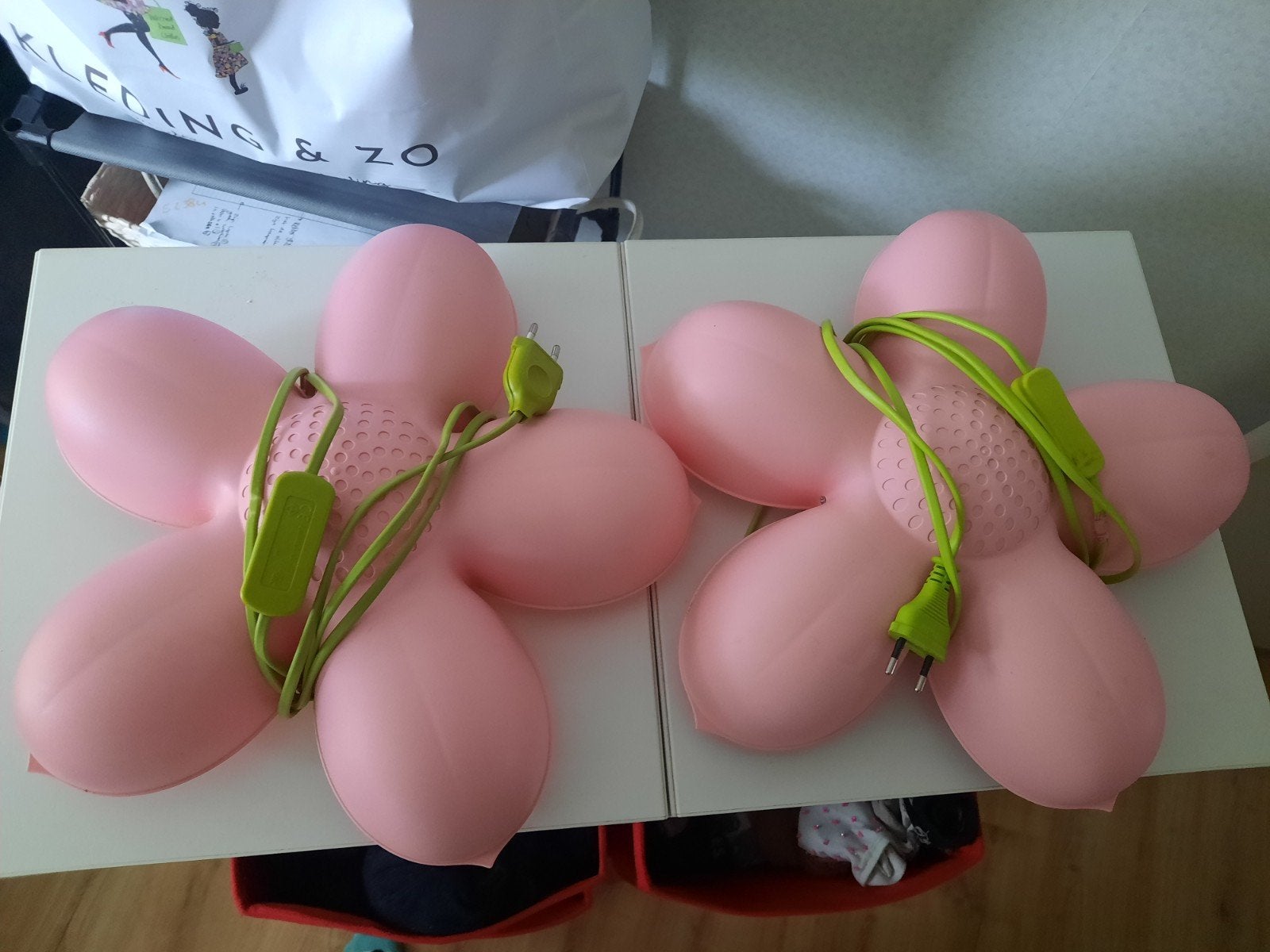 2 roze bloemenlampjes, Ophalen of Verzenden, Gebruikt, Kunststof