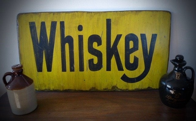 Handgeschilderd houten whiskey / whisky / pub bord / Amerika, 36 cm, 70 cm, Vintage, Decoratieobject