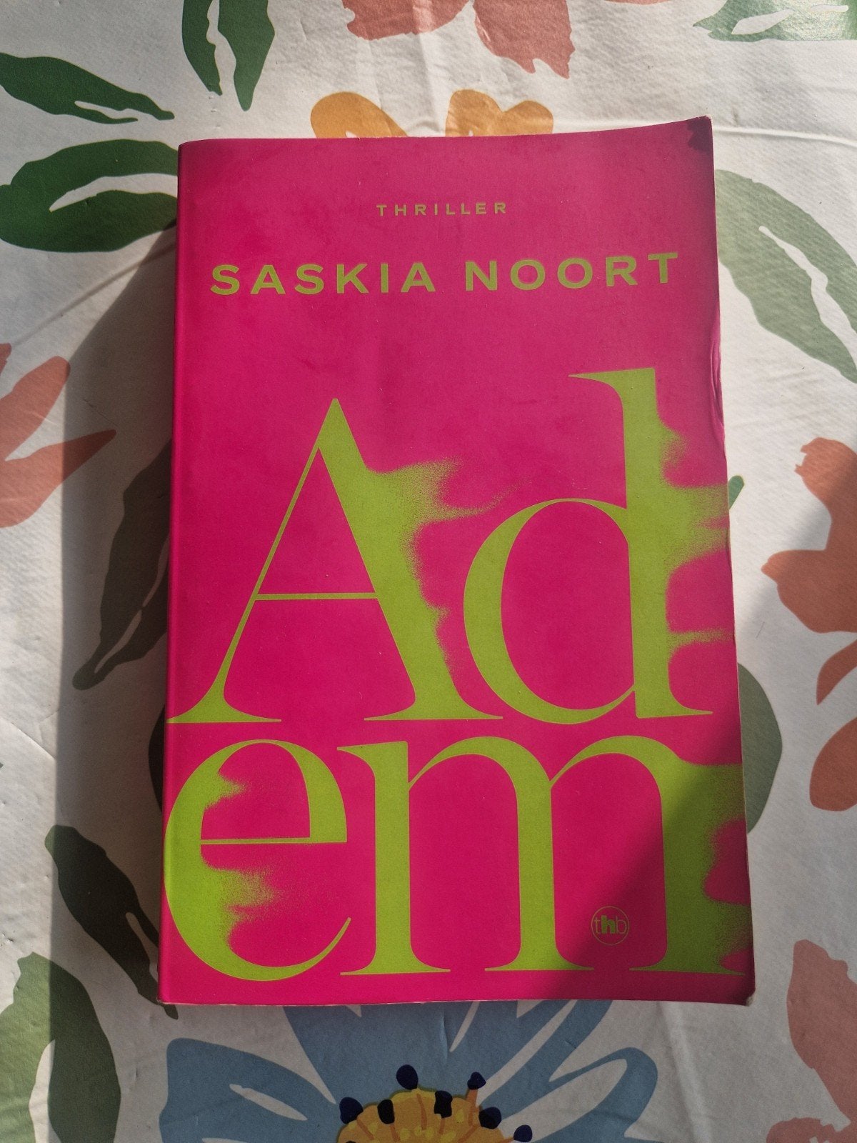Saskia Noort - Adem (Thriller), Saskia Noort, Ophalen of Verzenden, Zo goed als nieuw, Nederland