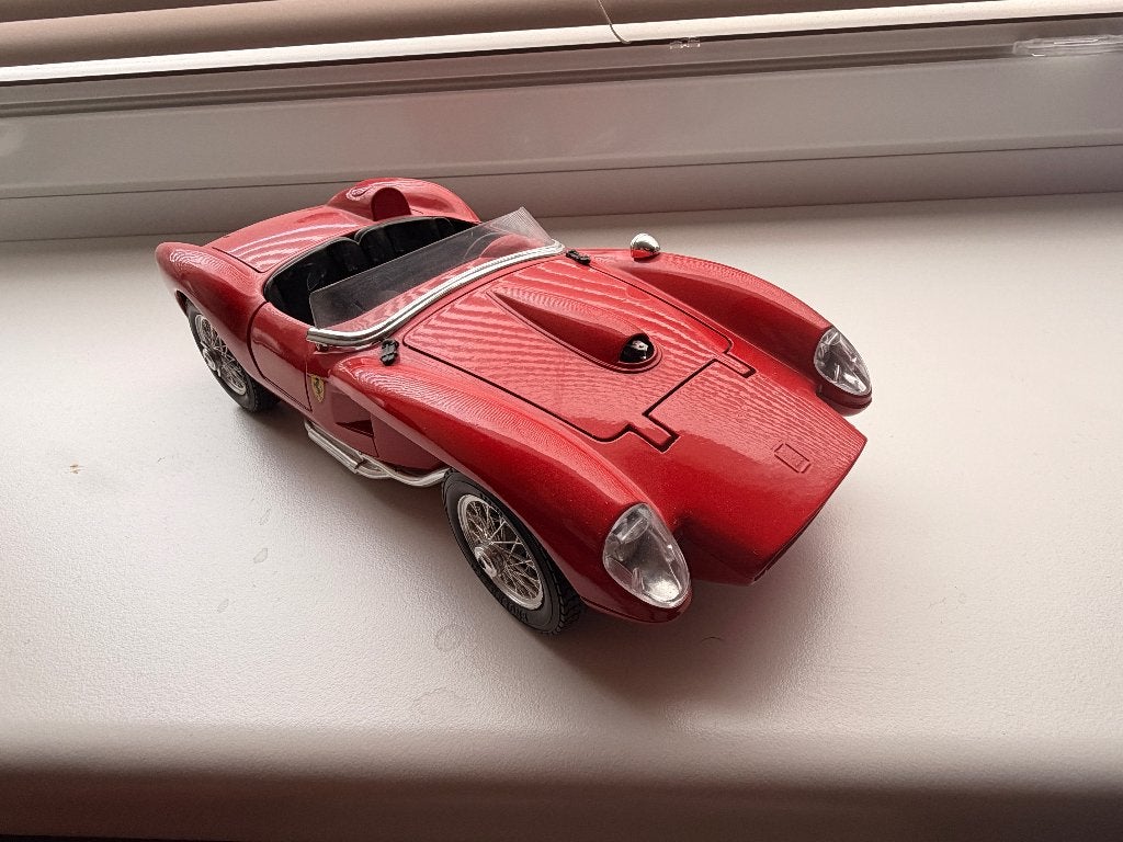Bburago Ferrari 250 Testarossa 1957 Rood schaal 01:18, Ophalen, Bburago
