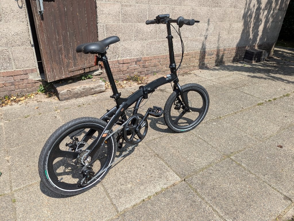 Pacto Two Vouwfiets (Bijna Nieuw!), Fietsen en Brommers, Fietsen | Vouwfietsen, Overige merken, 20 inch of meer, Versnellingen