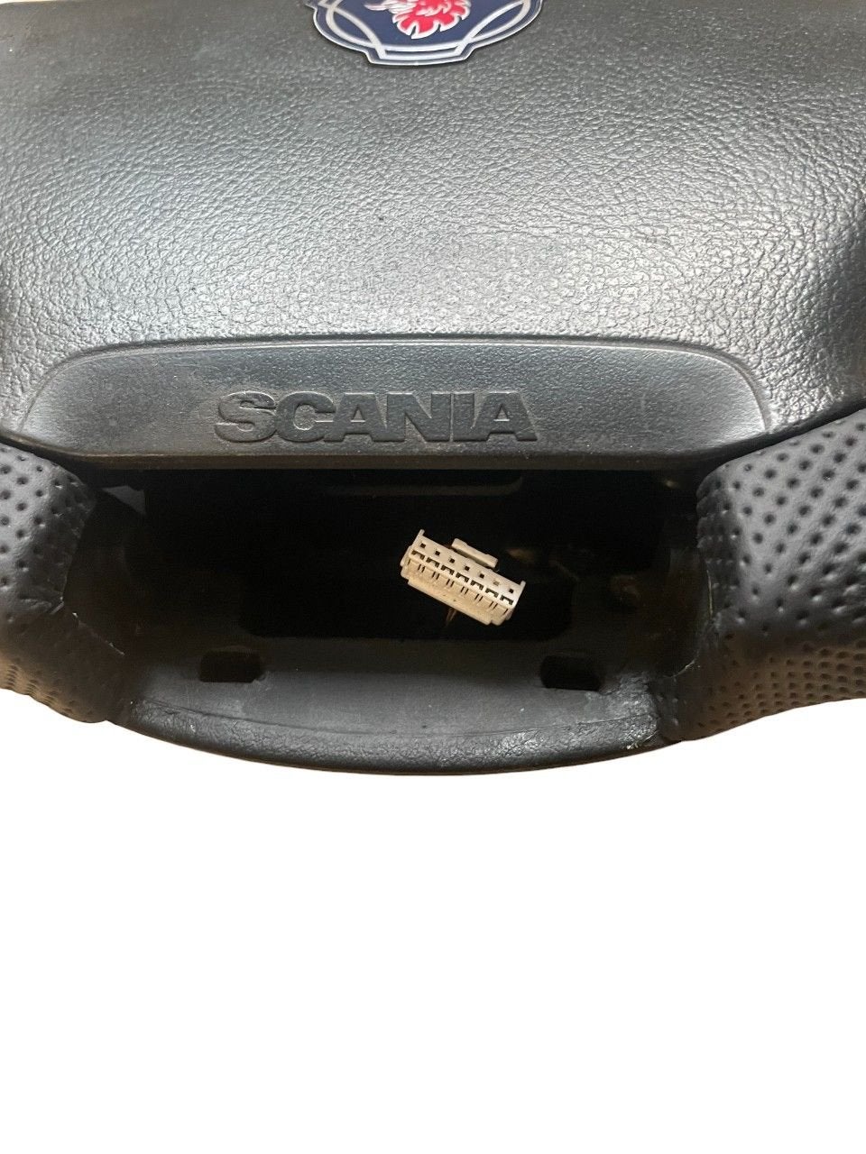 SCANIA R/P/G STUURWIEL D45 GEREVISEERD, GEEN KNOPPEN + BORG, Scania, -, -, Besturing