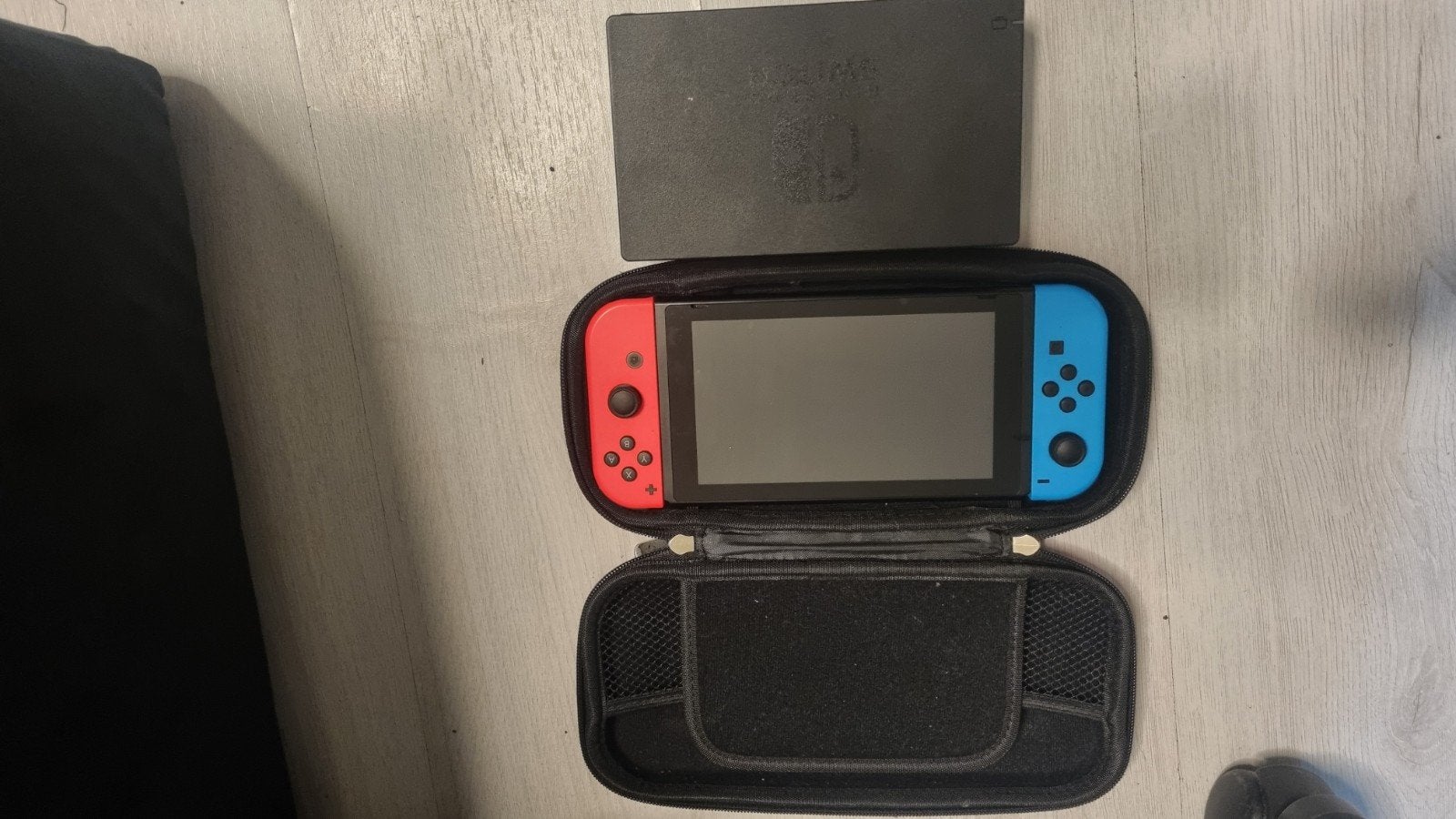 Nintendo Switch - Zo goed als nieuw, inclusief Mario kart, Ophalen, Zo goed als nieuw, Met 2 controllers, Switch Original