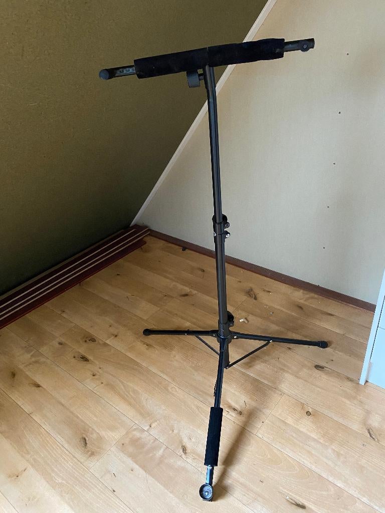 standaard voor contrabas/cello, Muziek en Instrumenten, Ophalen, Zo goed als nieuw, Instrumentstandaard, Contrabas