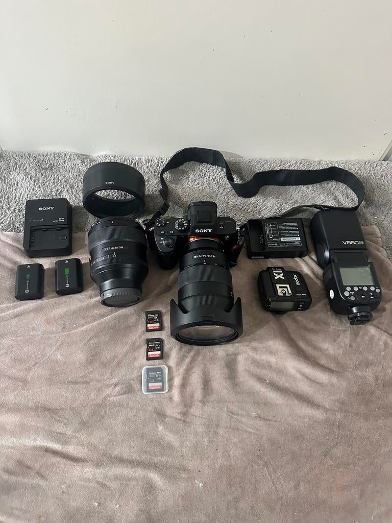 Sony A7R3 complete set met 2 GM lenzen en accessoires, Audio, Tv en Foto, Fotocamera's Digitaal, Gebruikt, Spiegelreflex, Ophalen of Verzenden