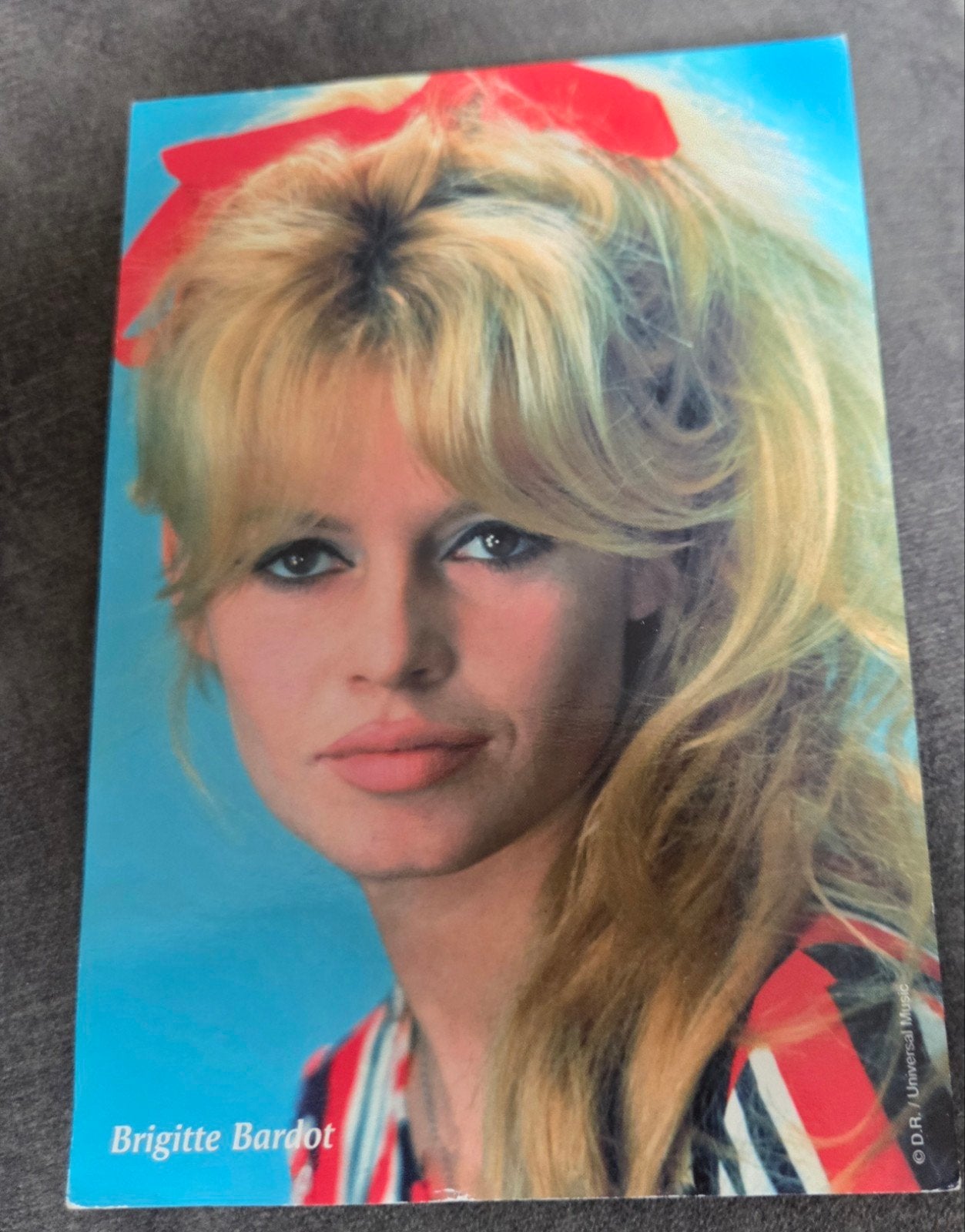 Brigitte Bardot Ansichtkaart - L'Encyclopédie de la Chanson, Verzamelen, Verzenden, 1960 tot 1980, Ongelopen, Sterren en Beroemdheden