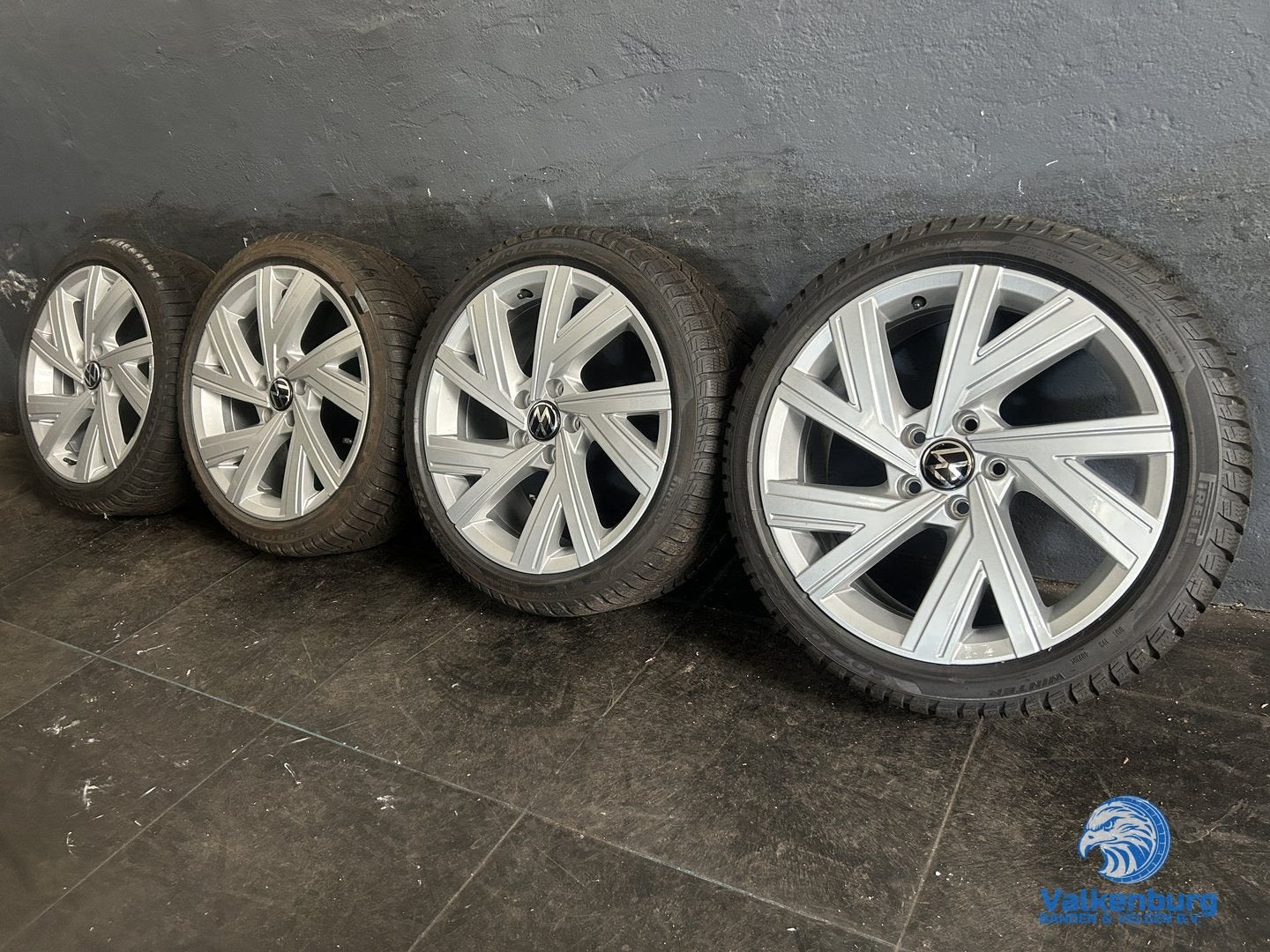 8mm! Originele VW Golf 8 GTI 5H Bergamo 18 inch velgen 5x112