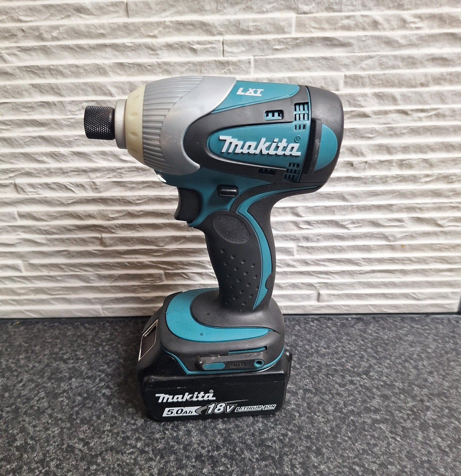 Makita slagschroefmachine 18V (body), Ophalen of Verzenden, Gebruikt, Boor- en Schroefmachine, Variabele snelheid