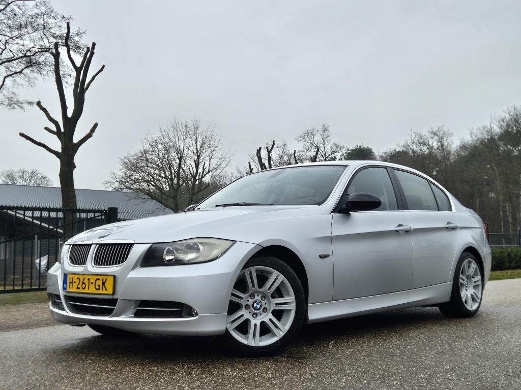 BMW 3-serie 325i Executive AUTOMAAT (bj 2005), Auto's, Automaat, 745 kg, Gebruikt, 2497 cc