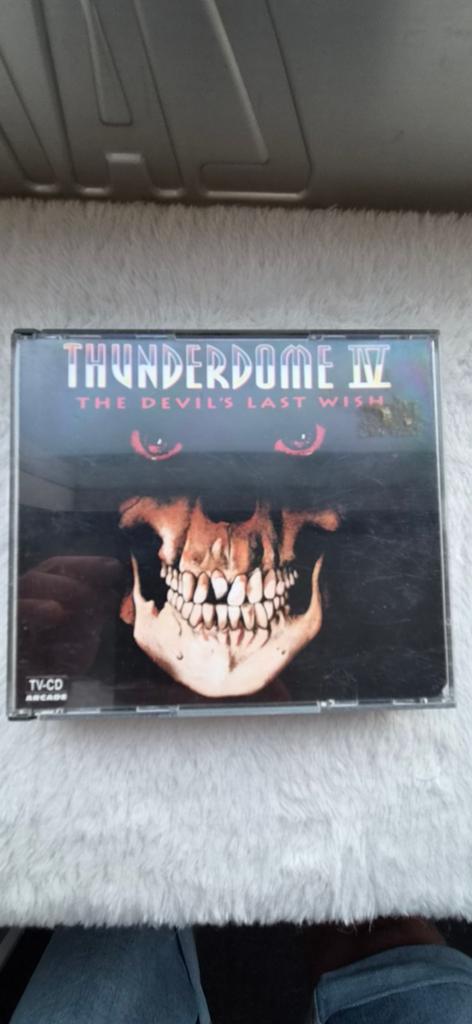 Thunderdome IV 4, Ophalen of Verzenden, Zo goed als nieuw
