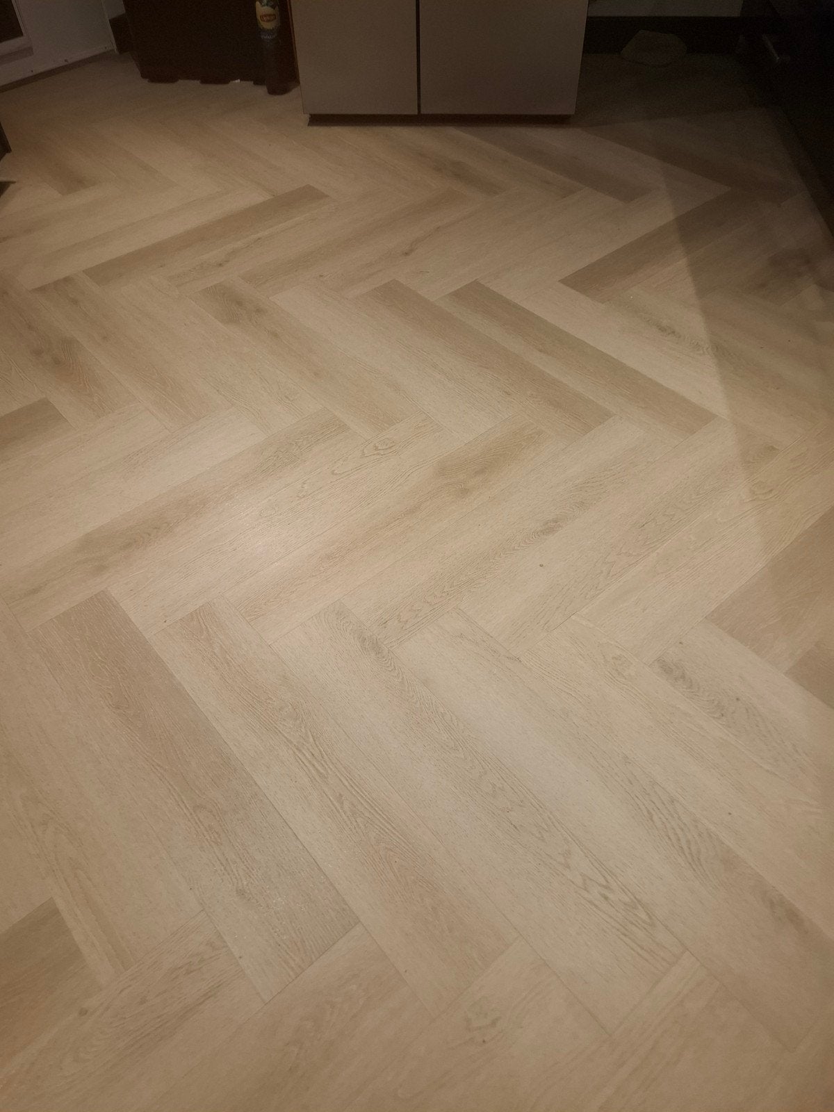 gratis op te halen: 40m2 PVC Vloerdelen - Visgraatpatroon, Kunststof, Gebruikt, Overige typen, Minder dan 50 cm