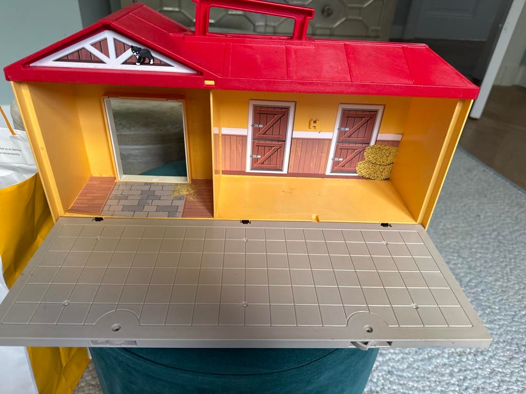 Playmobil Paardenstal Draagbaar Speelhuisje, Ophalen of Verzenden, Gebruikt, Jongen of Meisje