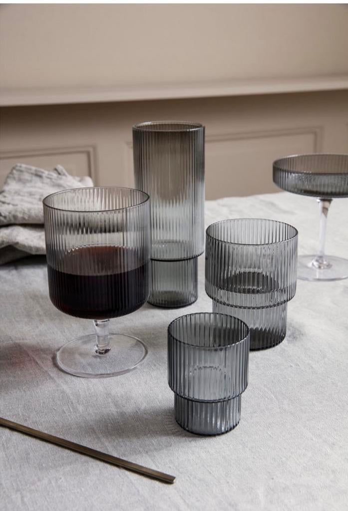 Ferm Living Ripple Wijnglazen - Set van 2 - nieuw, Ophalen of Verzenden, Nieuw