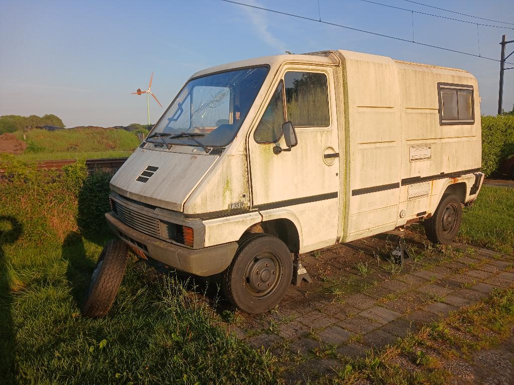 Renault Master I T35D Camper 2.4D 1986 voor onderdelen, Auto-onderdelen, Ophalen, Gebruikt, Renault