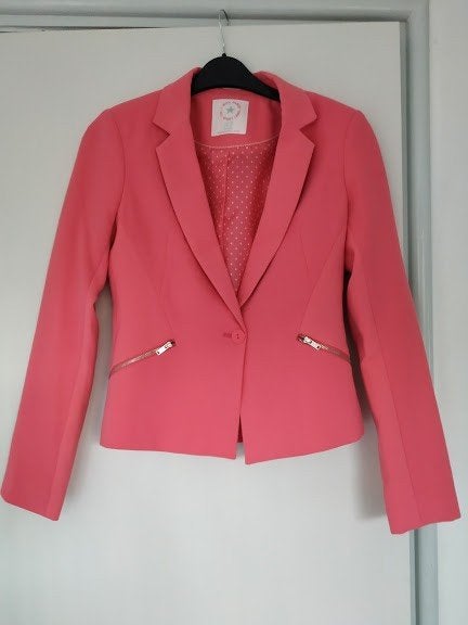 Bershka dames blazer koraal roze met rits zak motieven, Zo goed als nieuw, Jasje, Roze, Maat 34 (XS) of kleiner
