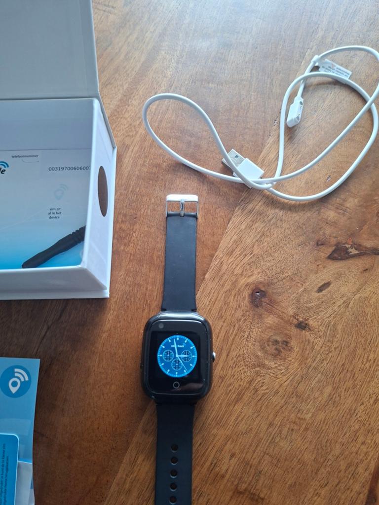 One2Track Universeel GPS Horloge met SIM en €7.50 Beltegoed, Ophalen of Verzenden, GPS, Gebruikt, One2Track
