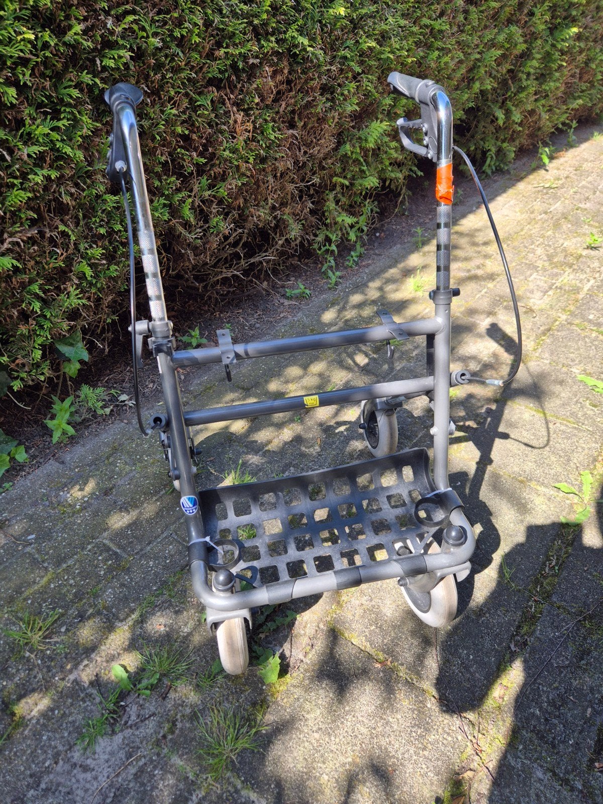 Rollator, Diversen, Ophalen
