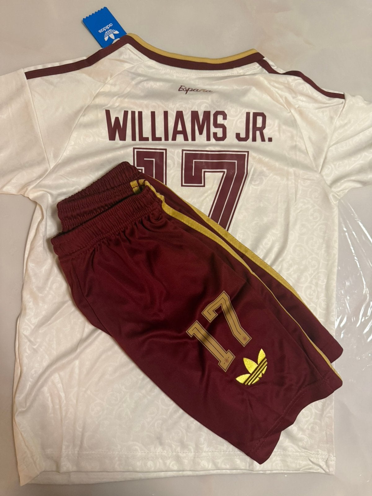 Spanje Voetbalset 2026/2028 Williams Jr. #17 Kindermaat, Ophalen of Verzenden, Zo goed als nieuw, Kleding