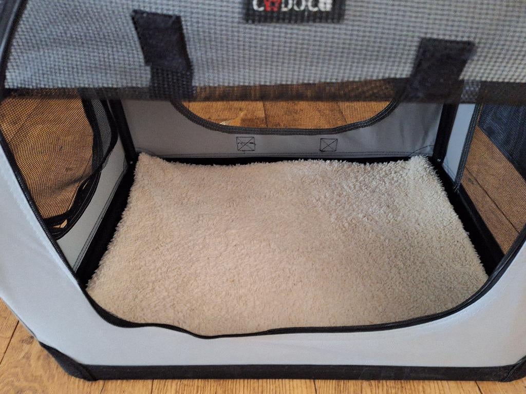Cadoca hondentransportbox, maat M, Dieren en Toebehoren, Ophalen, Nieuw