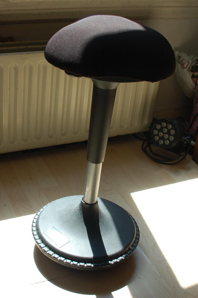 Desqup ergonomische wobble chair, Ophalen, In hoogte verstelbaar, Gebruikt, Kunststof