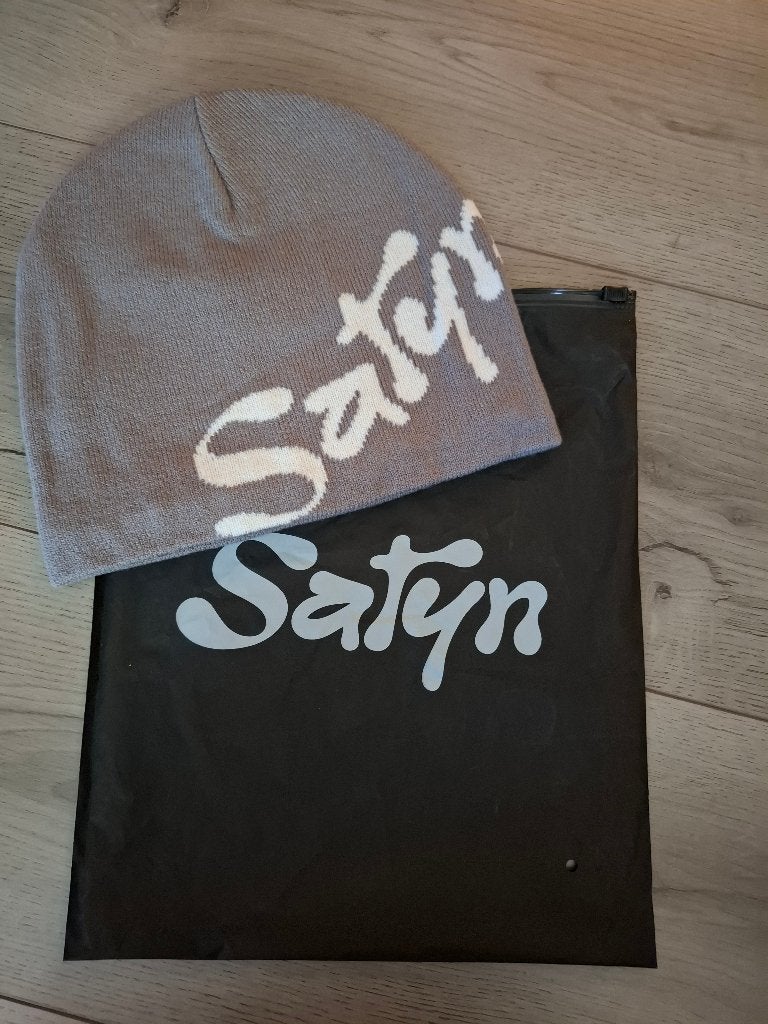 Muts, Ophalen of Verzenden, Zo goed als nieuw, Overige maten, Muts