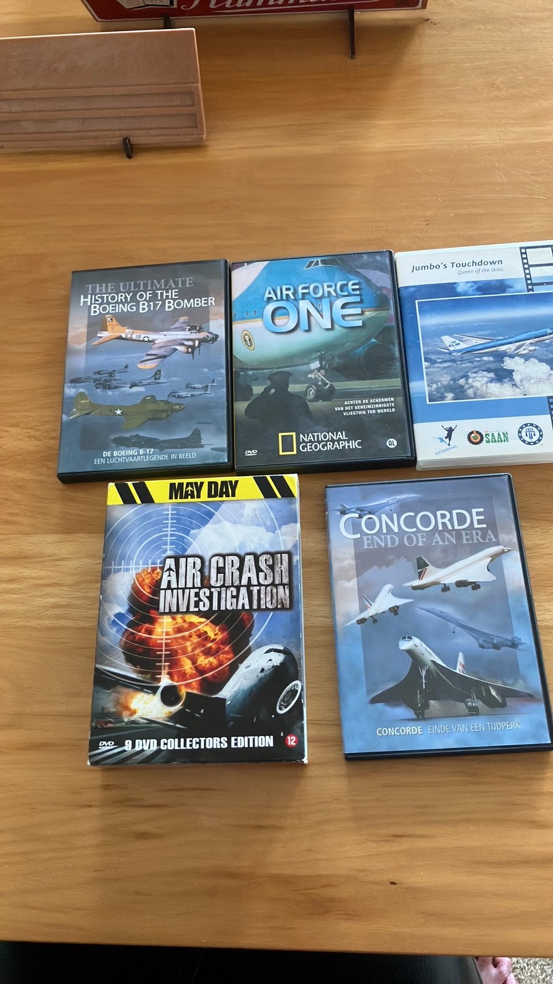 5x vliegtuigen dvds wegens dubbel, Alle leeftijden, Ophalen of Verzenden, Zo goed als nieuw