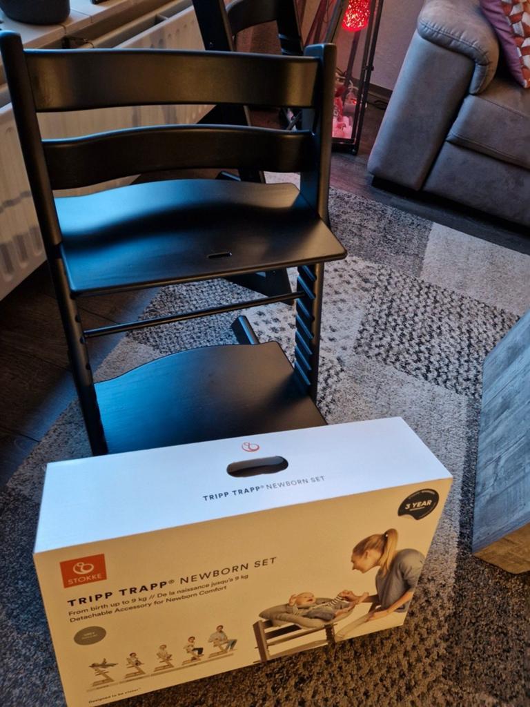 Tripp Trapp kinderstoel zwart  met Nieuw bornset, Ophalen of Verzenden, Meegroeistoel