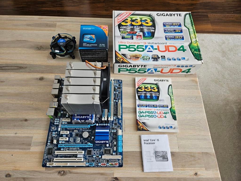 Gigabyte P55A-UD4 moederbord incl. i5-760 processor, LGA 1156, DDR3, Ophalen of Verzenden, Zo goed als nieuw