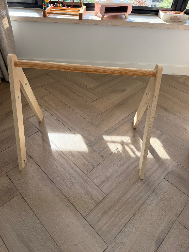 Houten baby gym, Ophalen, Zo goed als nieuw, Jongen of Meisje