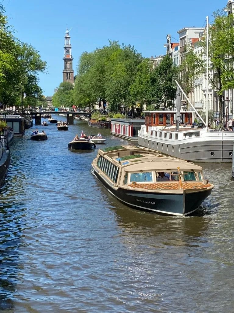 Rondvaart / Canal voor 2 personen in Amsterdam duur: 75 min, Twee personen