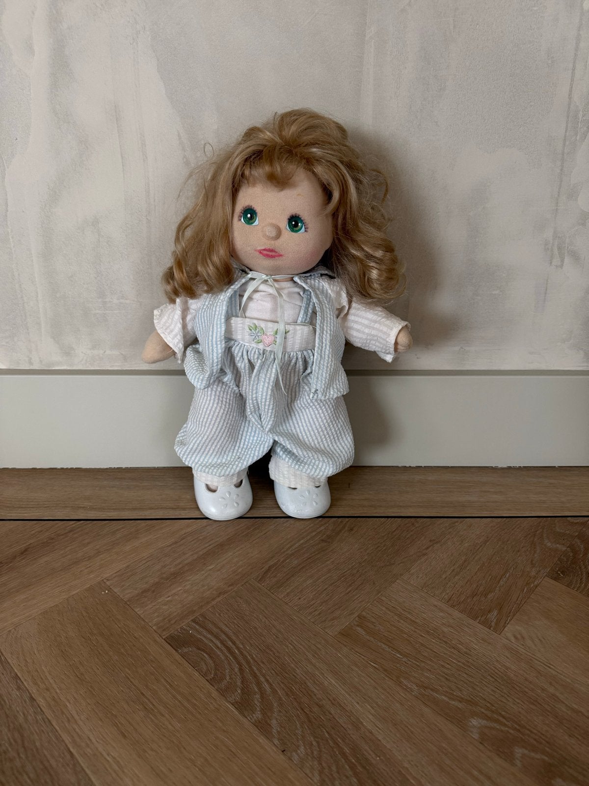 Mattel Mijn Kleintje Pop uit 1985 - Vintage Babypop, Ophalen of Verzenden, Zo goed als nieuw, Babypop