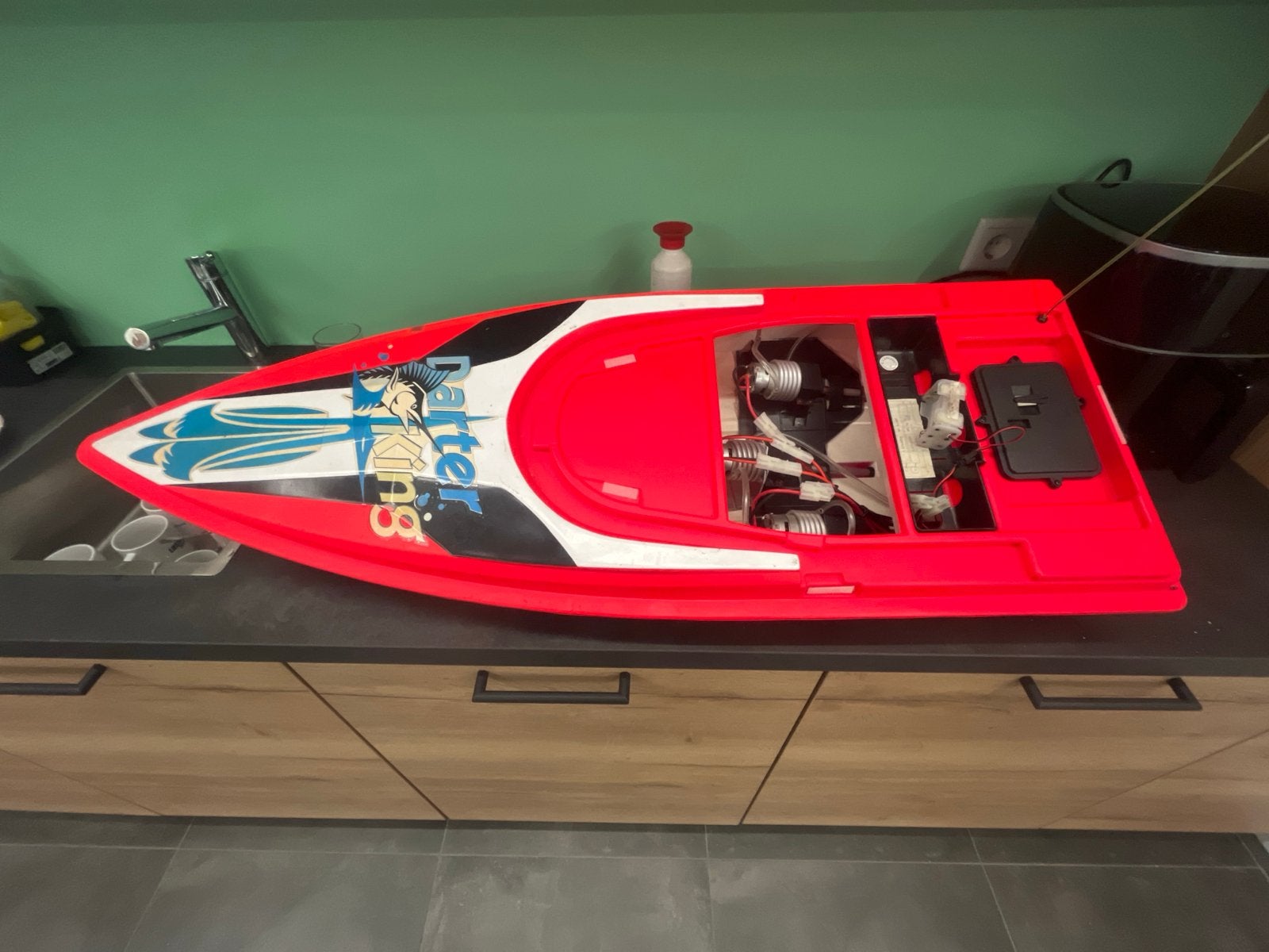 Darter King RC Speedboot - Rood met Zwart/Wit Design, Ophalen, Gebruikt, Groter dan 1:32, Overige merken