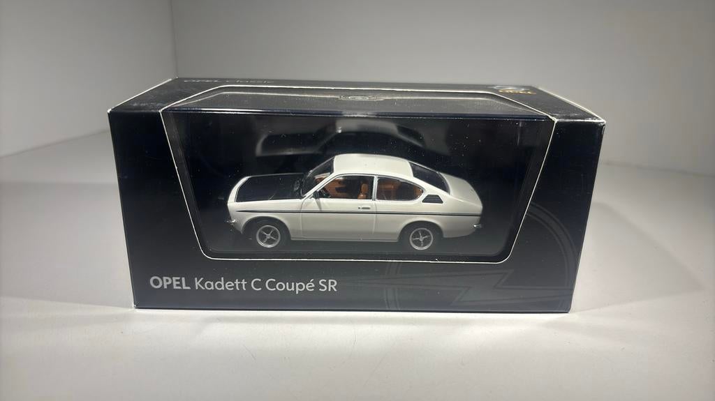 Opel kadett c coupe sr minichamps 1.43, Hobby en Vrije tijd, Modelauto's | 1:43, Auto, Ophalen of Verzenden, MiniChamps, A