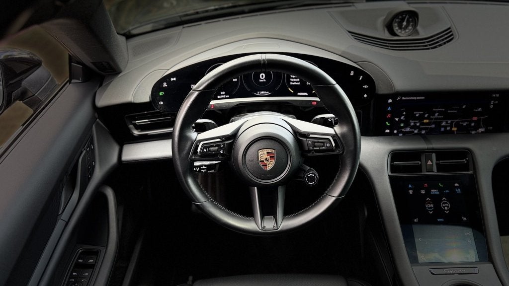 Foto 8 van Porsche Taycan Sport Turismo 4S overboost | Sportchrono | Le