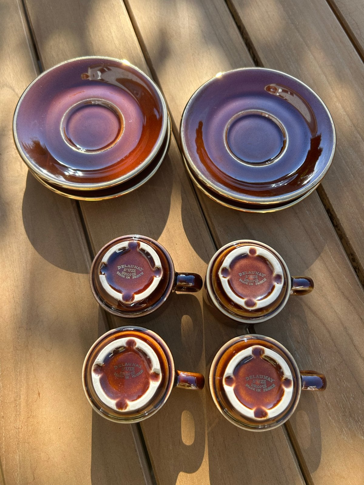 Set van 4 glanzende donkerbruine espresso kopjes met schotel, Ophalen of Verzenden