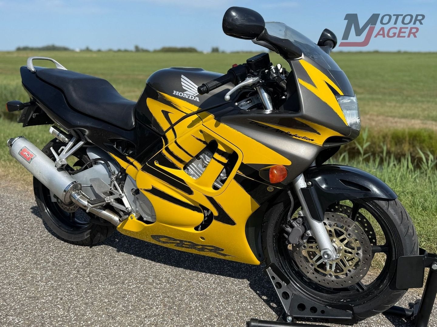 HONDA CBR 600 F + BOS ( cbr600f cbr650 r ), Info@motoroccasion.nl, HONDA, 4 cilinders, Motorrijbewijs A