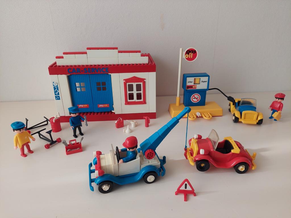 Garage met sleepwagen en benzinepomp van Play O.K., Ophalen of Verzenden, Gebruikt, Jongen of Meisje