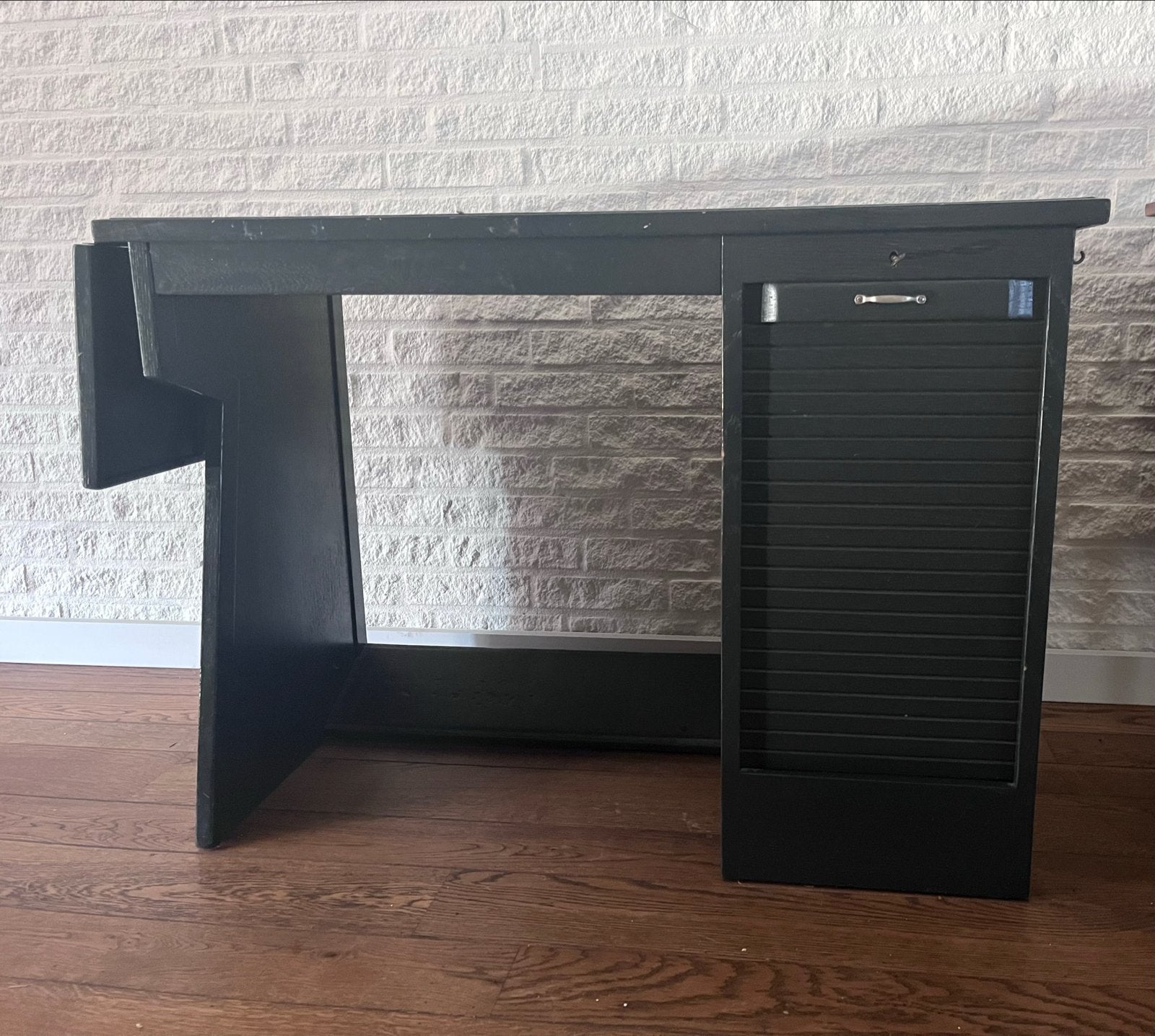 Vintage zwart houten bureau met rolluik en lades, Ophalen, Zwart, Gebruikt, Secretaire