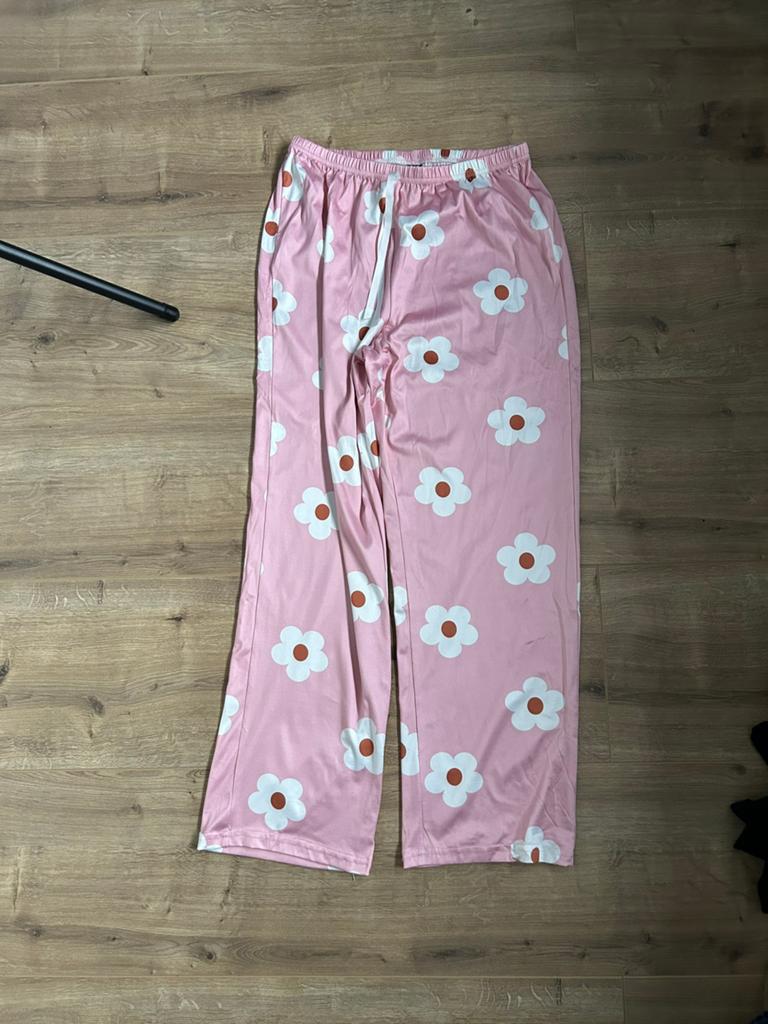 Roze pyjama broek maat M Shein, Kleding | Dames, Pyjama's, Ophalen of Verzenden, Zo goed als nieuw, Maat 38/40 (M)