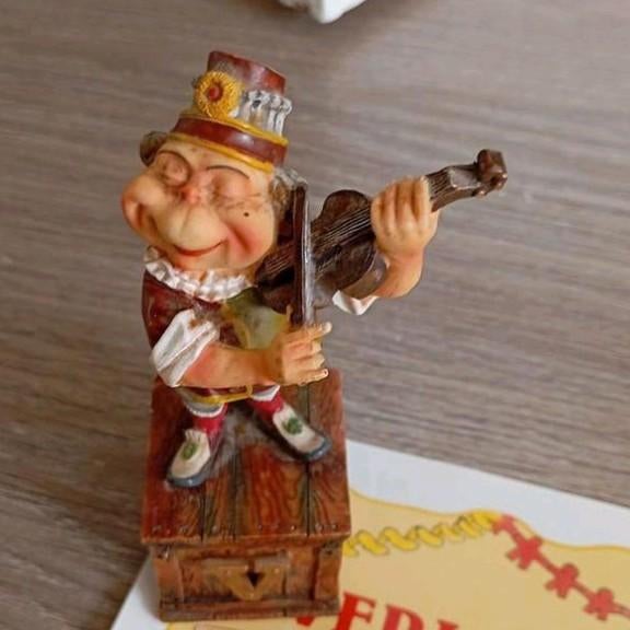 5 Leuke Laaf beeldjes NU ALLES 15€ ZIE FOTO,S, Verzamelen, Efteling, Ophalen of Verzenden, Zo goed als nieuw, Beeldje of Poppetje