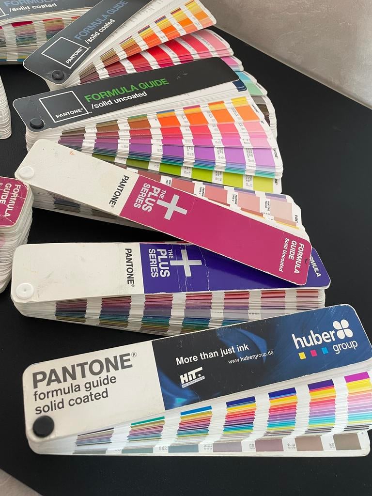 Pms waaiers kleurenwaaiers pantone, Ophalen of Verzenden, Gebruikt