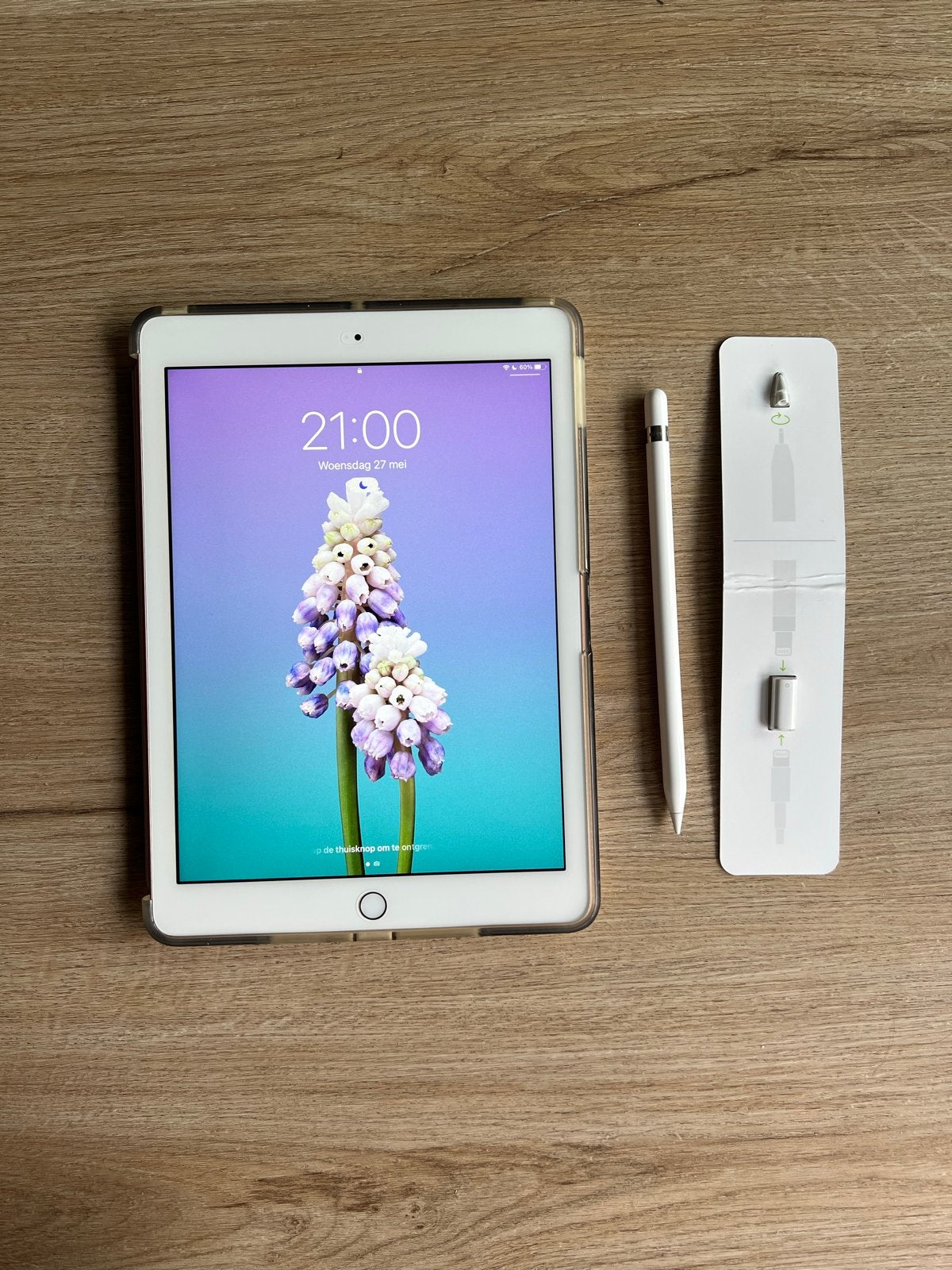 Apple iPad 6e generatie 128GB + Apple Pencil + hoesje, Rose Goud, Apple iPad, Zo goed als nieuw, 128 GB