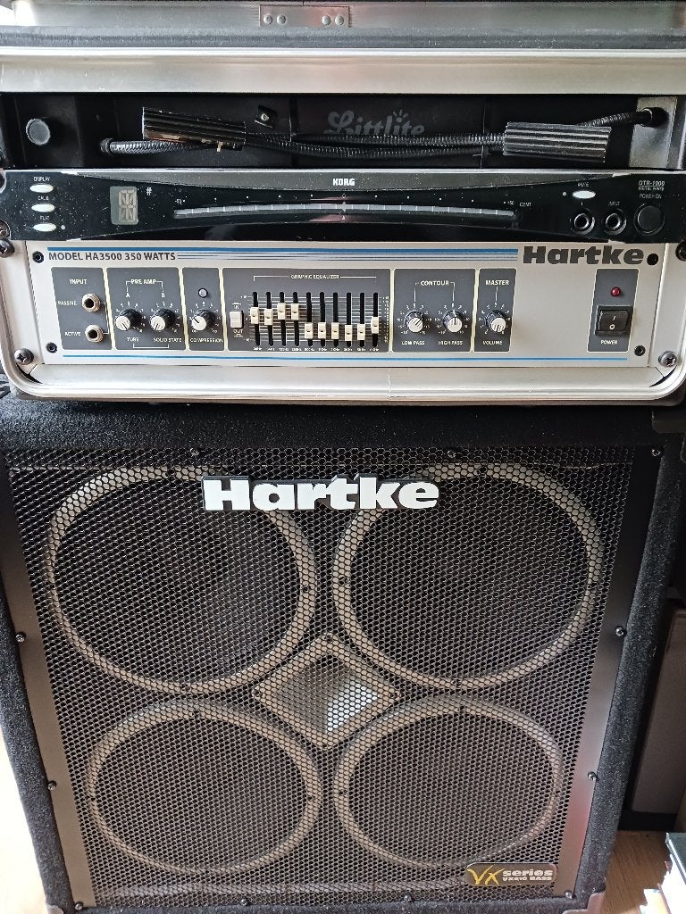 Bass versterker + top + 19 inch rack + case/hoes, Ophalen, Gebruikt, Basgitaar, 100 watt of meer