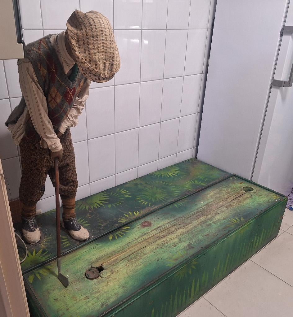 Grote antieke automate pop - golfer - robot, Ophalen
