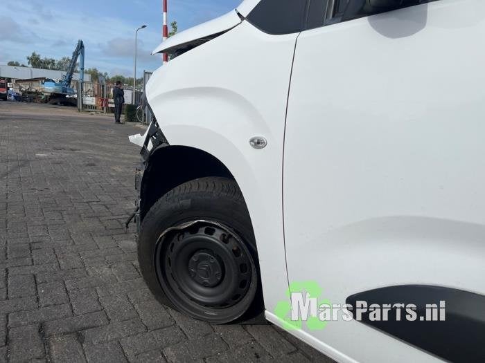 Scherm links-voor van een Citroen Berlingo (EWP), Gebruikt, -, Ophalen of Verzenden, -
