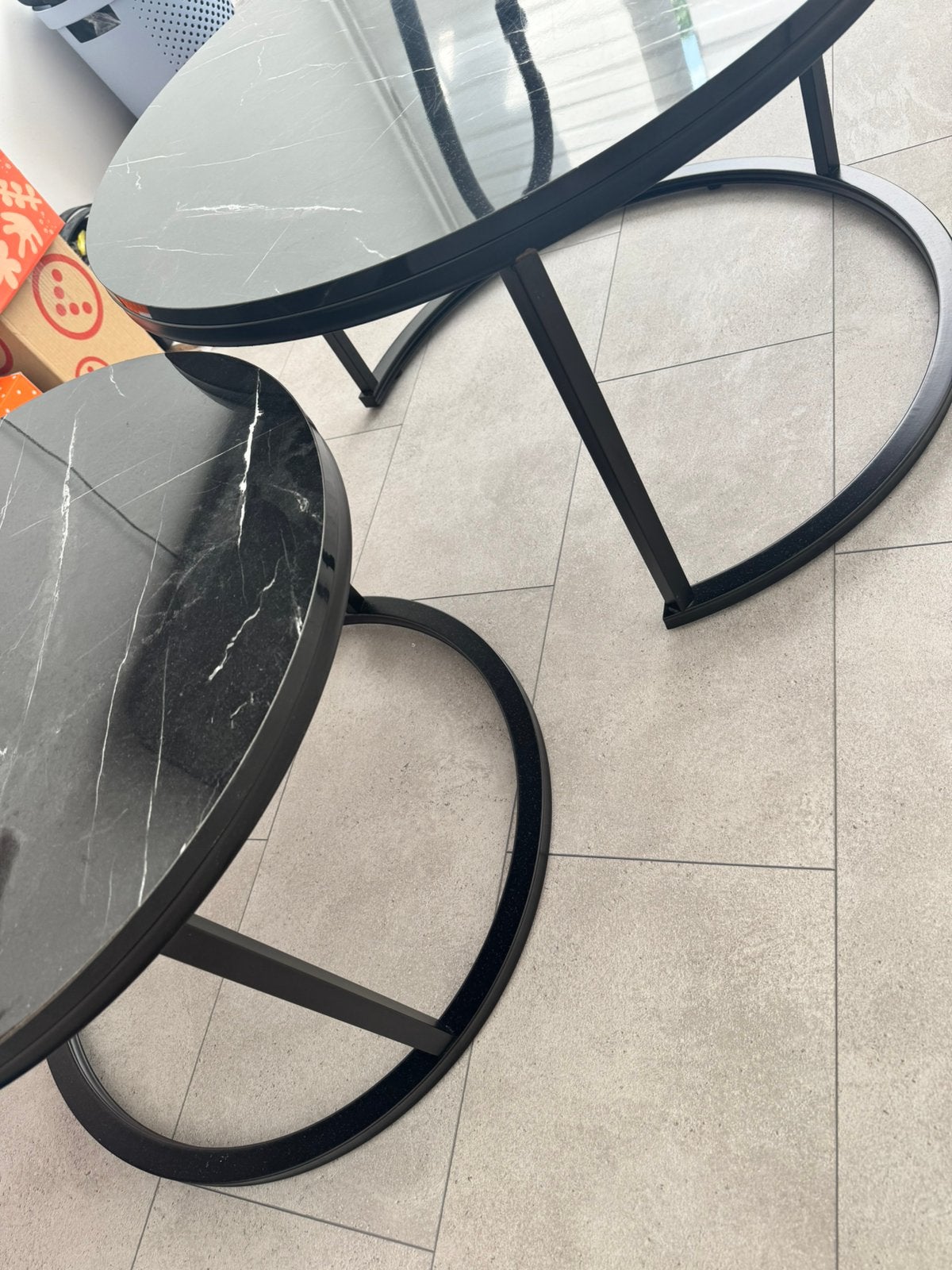 Salontafel en Eettafel marmeren zwart, Huis en Inrichting, Tafels | Salontafels, Ophalen, Gebruikt, Rond, 50 tot 100 cm