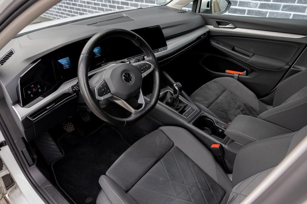 Volkswagen Golf 1.5 TSI Life Business | Panoramadak | ErgoAc, Automatische klimaatregeling, 4 cilinders, Wit, Origineel Nederlands