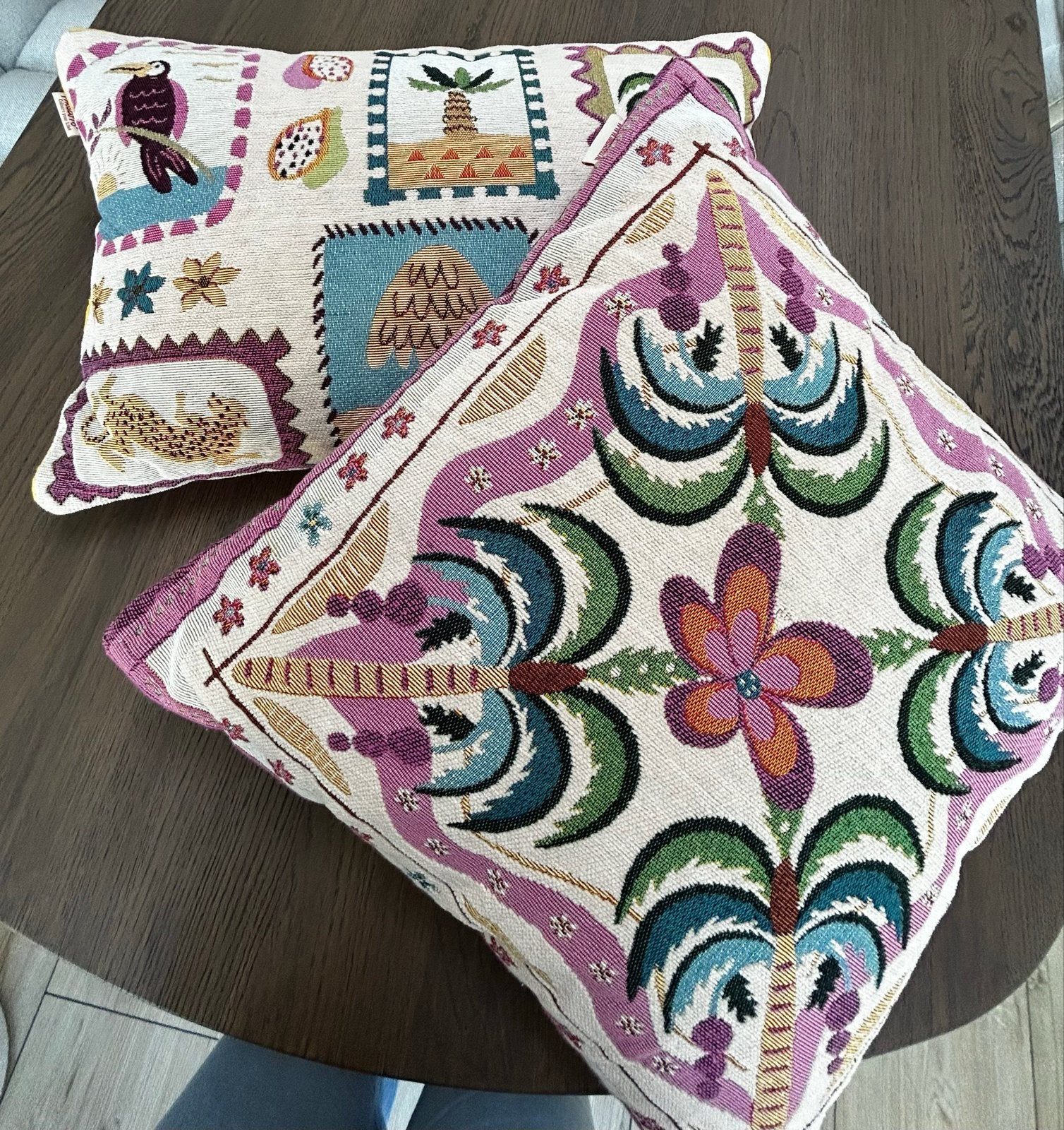 Twee Imbarro sierkussens met unieke prints, Ophalen, Meerkleurig, Met print, Vierkant