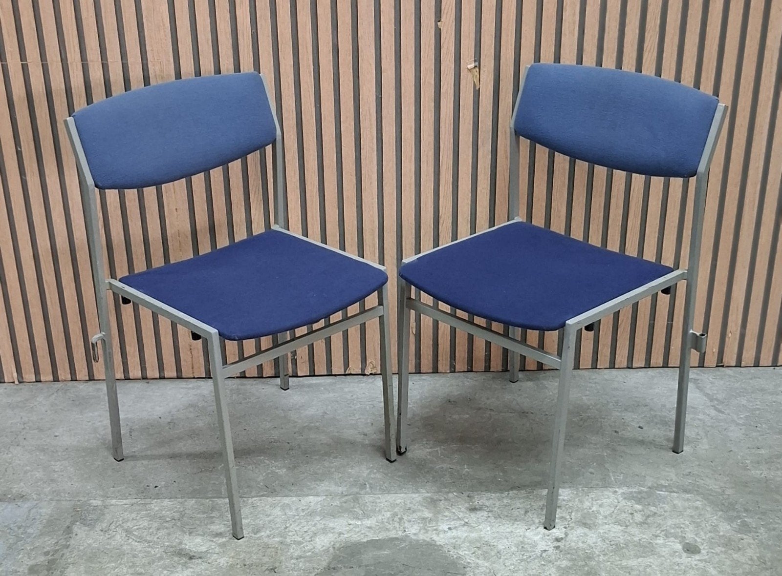 187 Gijs van der Sluis stoelen schoolstoelen kantine horeca, Blauw, Ophalen of Verzenden, Zo goed als nieuw, Stof
